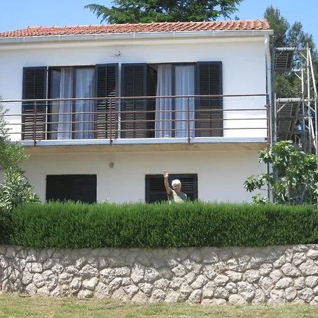 Ferienwohnung Auf Der Kroatischen Insel Malinska Mit Blick Aufs Meer Apartman Porat